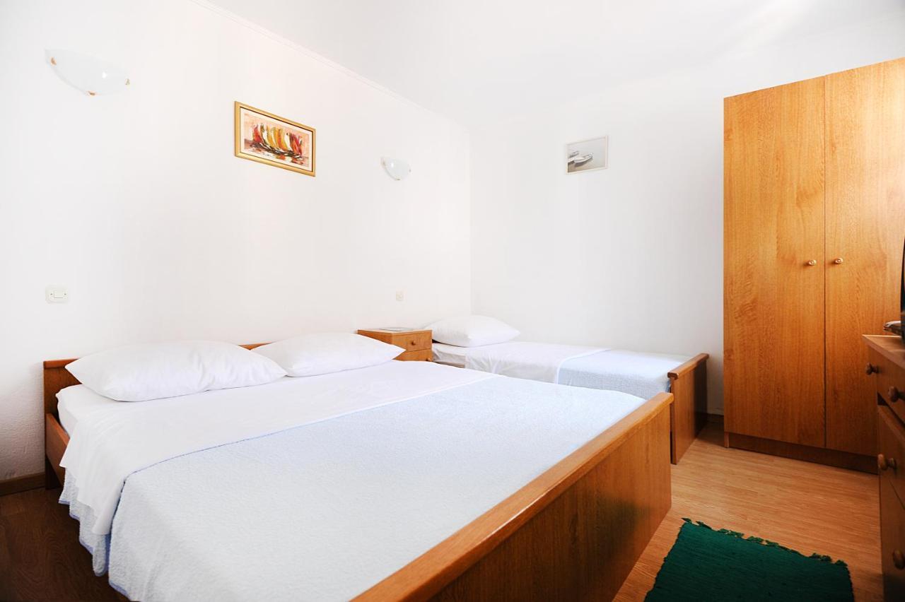 Apartments Rejo Donji Okrug  Extérieur photo