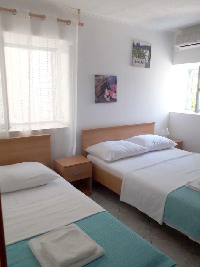 Apartments Rejo Donji Okrug  Extérieur photo